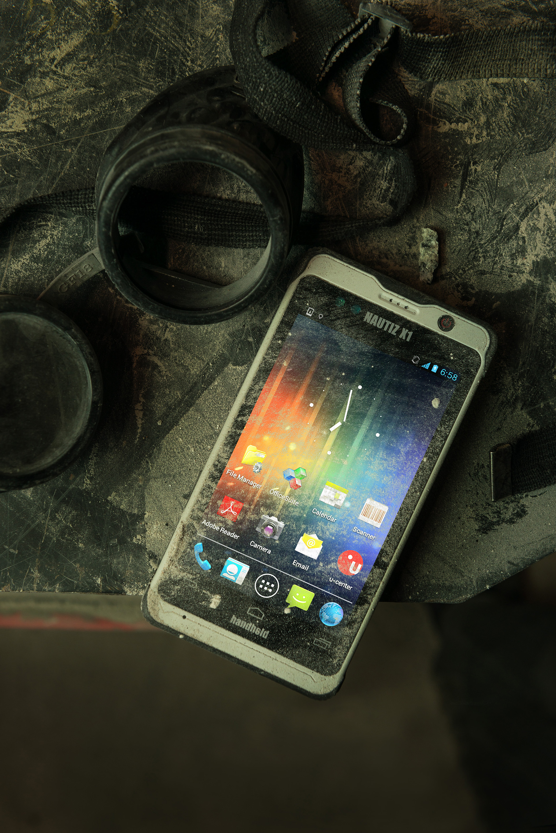 Nautiz-X1-IP67-rugged-enterprise-smartphone-gorilla-glass.jpg